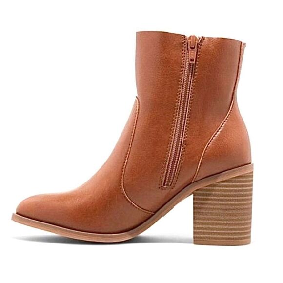 Universal Thread Cleo Ankle Booties - Picture 2 of 4